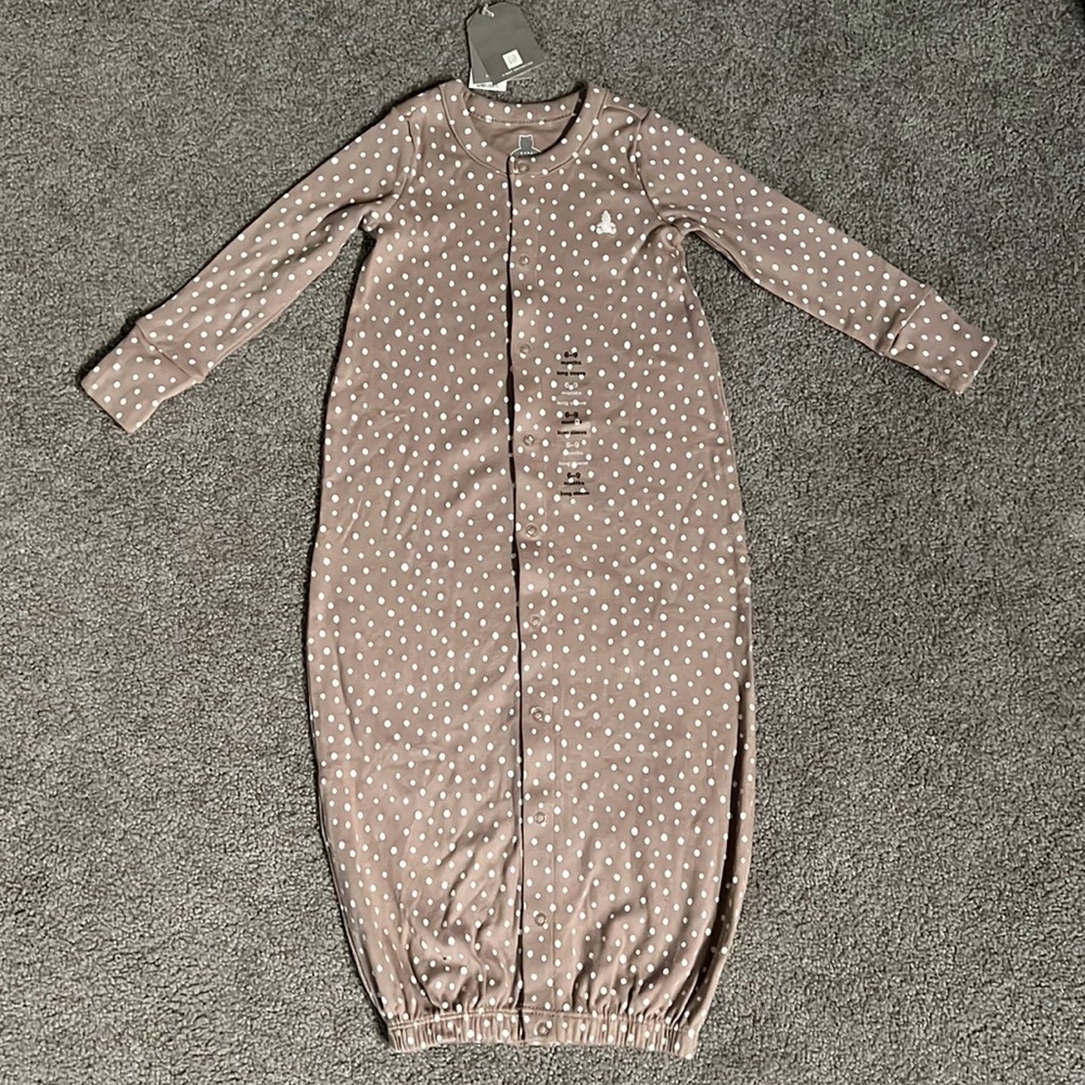 Baby GAP long sleeve convertible gown 6-9 mo NWT